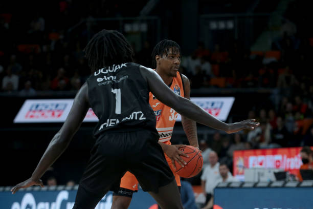 起代表了这 起代表了这